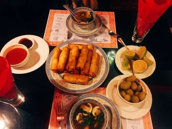 رستوران اژدهای طلایی