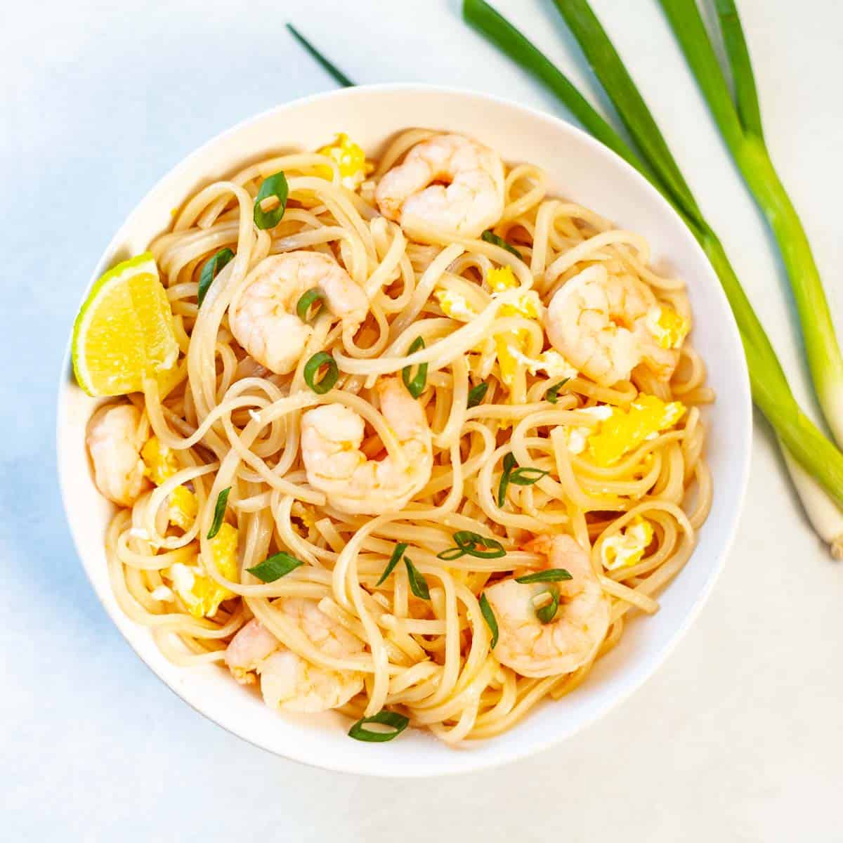 طرز تهیه سوپ نودل با میگو