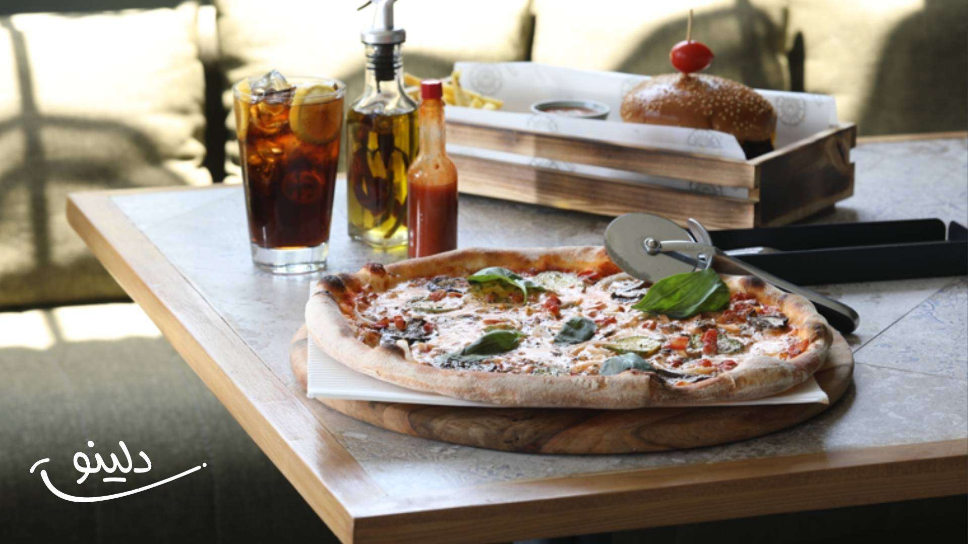 پیتزا مارگاریتا رستوران هورسان بیسترو